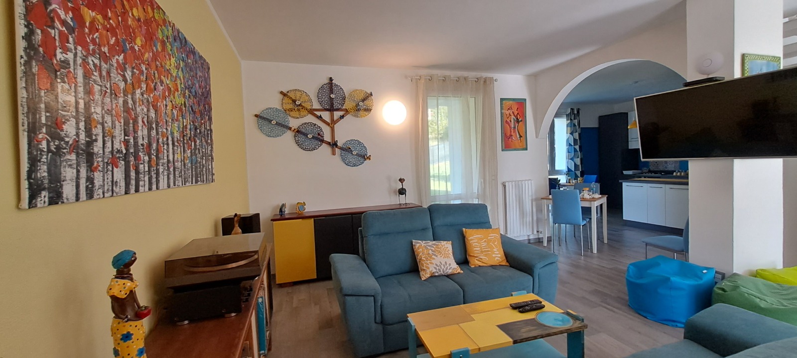 Family Apartment con soggiorno e cucina attrezzata al B&B TerrazzaPonente, Monte San Pietro Bologna